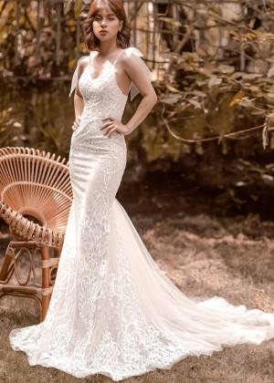 Spaghetti Straps Beaded Ivory Lace Tulle Wedding Dress